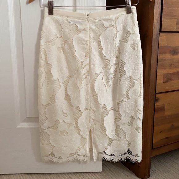 Guess skirt - Picture 2 of 8